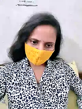 Snapshot of Cutie_Neetu chatting on 05.09.26 Cutie Neetu online show from 05.09.26