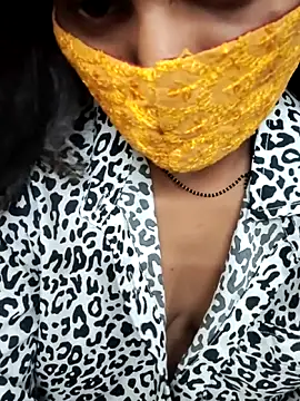 Snapshot of Cutie_Neetu chatting on 05.26.26 Cutie Neetu online show from 05.26.26