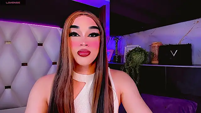 Snapshot of Camila_Vasquezz1 chatting on 06.23.26 Camila Vasquezz1 online show from 06.23.26