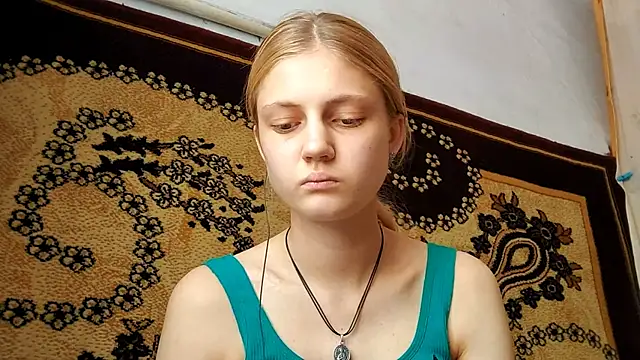 Snapshot of LunaLaday chatting on 07.16.26 LunaLaday online show from 07.16.26