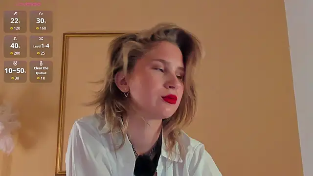 Snapshot of Lilianadaniels chatting on 07.24.26 Lilianadaniels online show from 07.24.26