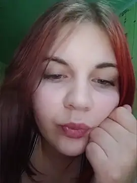 Snapshot of LoisFox chatting on 05.04.26 LoisFox online show from 05.04.26