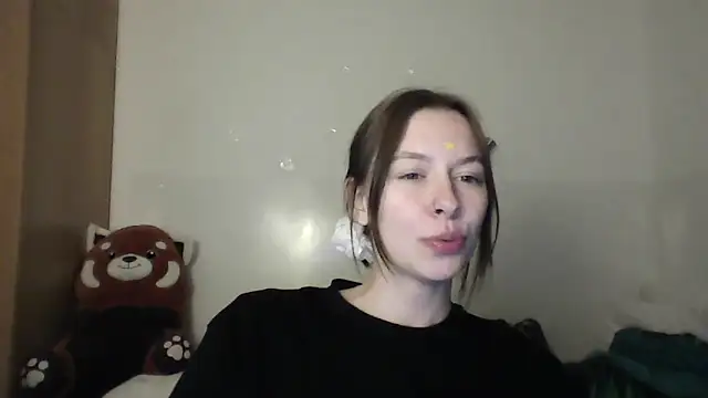 Snapshot of JuicyErika chatting on 05.12.26 JuicyErika online show from 05.12.26