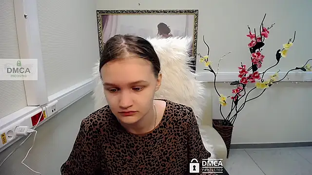 Snapshot of _donnaSia_ chatting on 06.28.26 donnaSia online show from 06.28.26