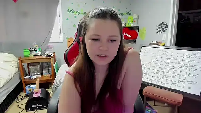 DelilaFields2 online show from 05.22.26