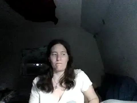 Snapshot of Mini83 chatting on 05.29.26 Mini83 online show from 05.29.26