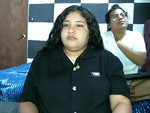 Snapshot of Valery-Khloe chatting on 07.25.26 Valery-Khloe online show from 07.25.26