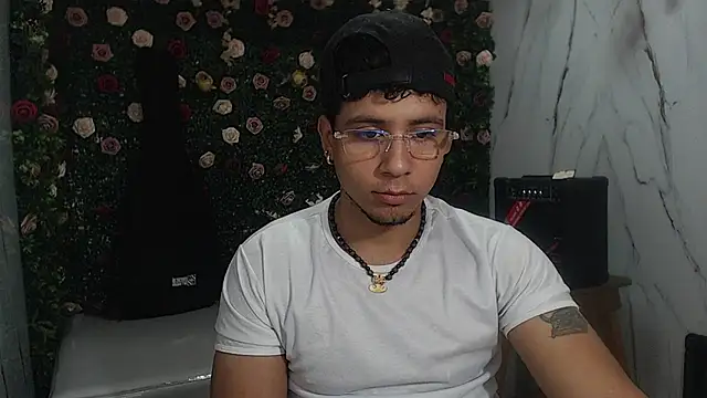 Snapshot of jbarto_ chatting on 05.21.26 jbarto online show from 05.21.26