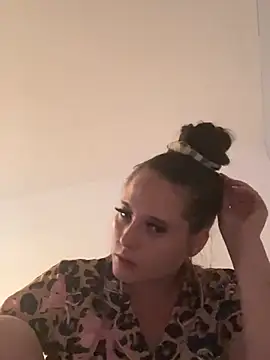 Poppylooloo online show from 06.14.26