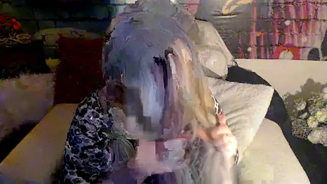 Snapshot of Divineblond chatting on 03.13.25 Divineblond online show from 03.13.25