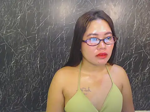 Snapshot of ur_prettychelsie chatting on 04.25.26 ur prettychelsie online show from 04.25.26