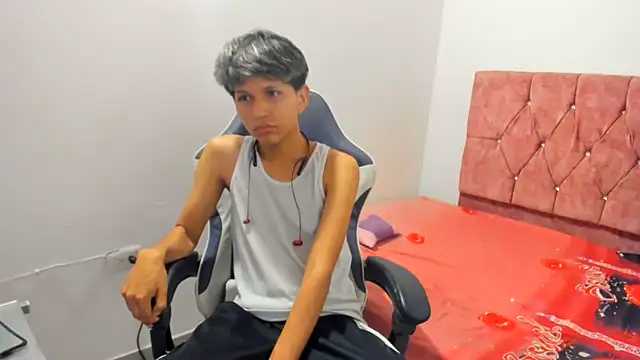 chick angel online show from 06.03.26