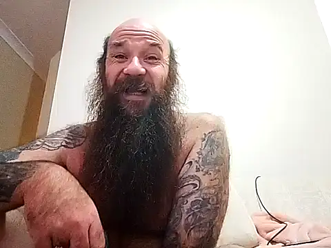 Snapshot of duzzarulz421 chatting on 05.31.26 duzzarulz421 online show from 05.31.26
