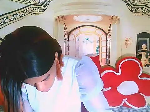 Snapshot of EbonySweetPeach chatting on 05.04.26 EbonySweetPeach online show from 05.04.26