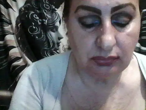 Snapshot of LoaqLovew chatting on 04.25.26 LoaqLovew online show from 04.25.26