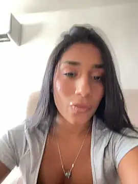 Snapshot of SaryJonex chatting on 07.16.26 SaryJonex online show from 07.16.26