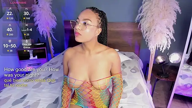 Snapshot of Lynncute chatting on 07.19.26 Lynncute online show from 07.19.26