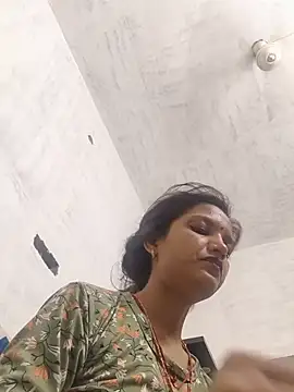 Snapshot of SS_sanjna chatting on 06.21.26 SS sanjna online show from 06.21.26