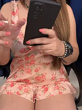 Snapshot of Naughty-Shreenn chatting on 07.22.26 Naughty-Shreenn online show from 07.22.26