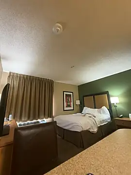 Strawberry256123 online show from 04.25.26