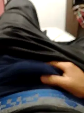 david779119 online show from 04.23.26