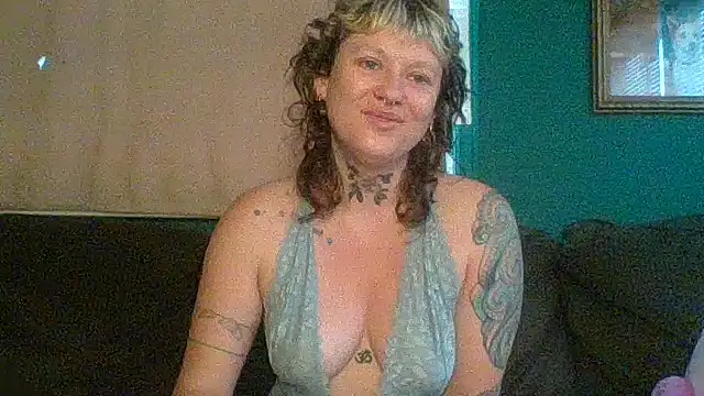 RosieSwitchBitch online show from 07.10.26