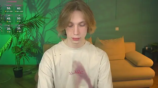 Snapshot of Daniel_Schmidt chatting on 05.07.26 Daniel Schmidt online show from 05.07.26