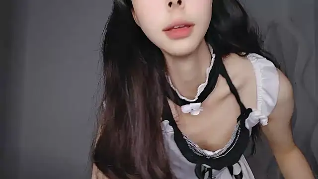 Snapshot of Zhizhi-99 chatting on 07.06.26 Zhizhi-99 online show from 07.06.26