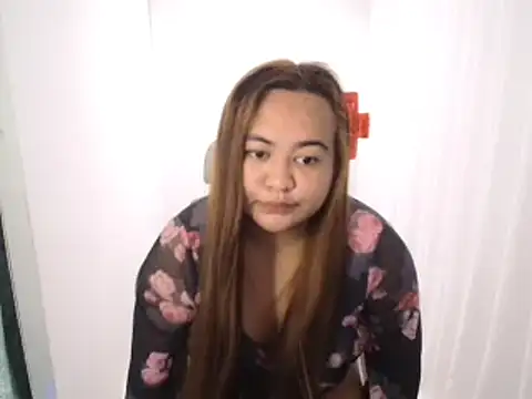 Snapshot of Czarinna chatting on 04.28.26 Czarinna online show from 04.28.26