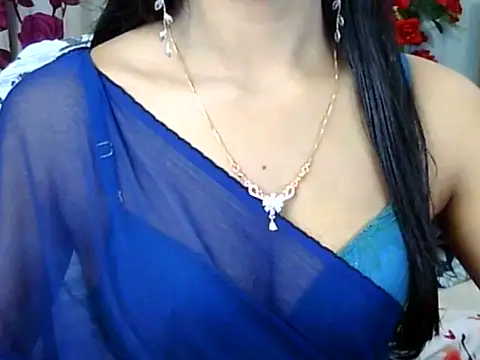 Snapshot of Alina_Nur chatting on 05.14.26 Alina Nur online show from 05.14.26