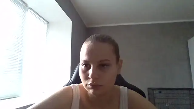 Snapshot of _Linsyy_ee_ chatting on 05.11.26 Linsyy ee online show from 05.11.26