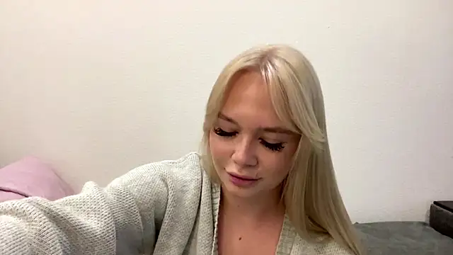 GooLana online show from 04.25.26