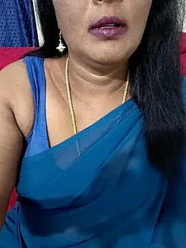 Snapshot of Sunitha-tamilponu chatting on 06.17.26 Sunitha-tamilponu online show from 06.17.26