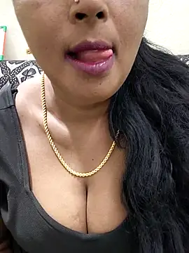 Snapshot of Sunitha-tamilponu chatting on 07.20.26 Sunitha-tamilponu online show from 07.20.26