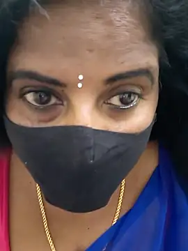 Snapshot of Sunitha-tamilponu chatting on 07.22.26 Sunitha-tamilponu online show from 07.22.26