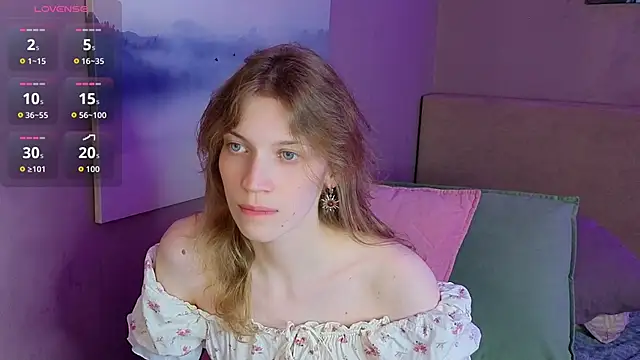 Snapshot of Emily_Cartex chatting on 06.18.26 Emily Cartex online show from 06.18.26