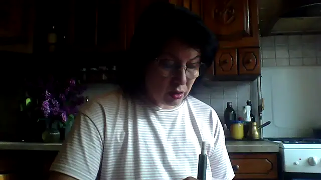 Snapshot of Fiona06 chatting on 05.18.26 Fiona06 online show from 05.18.26