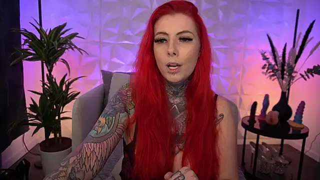 BonnieStylez online show from 03.08.25