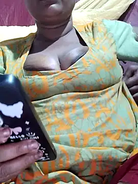 Snapshot of Gulapi_N chatting on 05.10.26 Gulapi N online show from 05.10.26