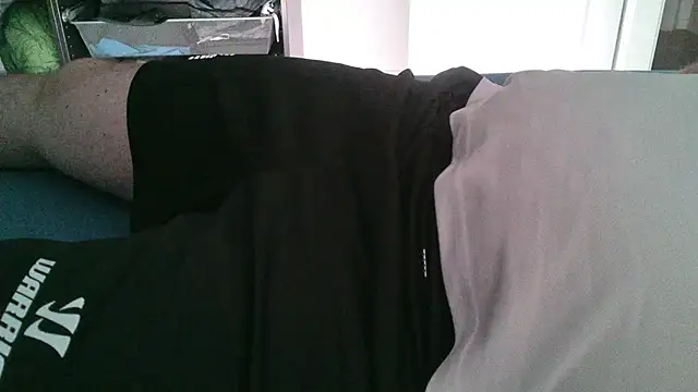Snapshot of horny-bear89 chatting on 05.29.26 horny-bear89 online show from 05.29.26