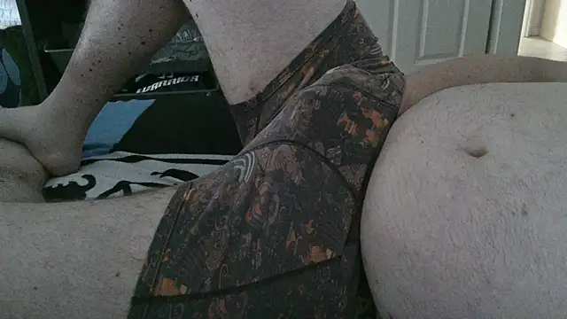Snapshot of horny-bear89 chatting on 06.30.26 horny-bear89 online show from 06.30.26