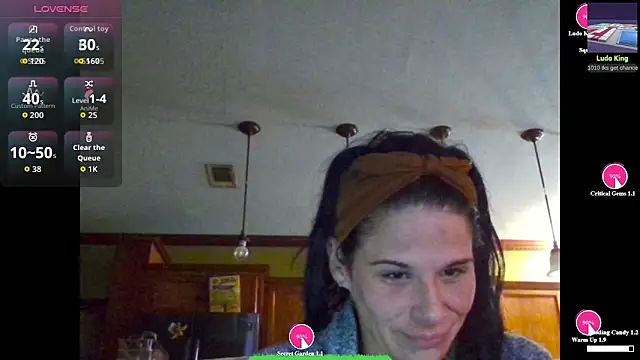 Snapshot of Vanessa_Valentine chatting on 05.12.26 Vanessa Valentine online show from 05.12.26