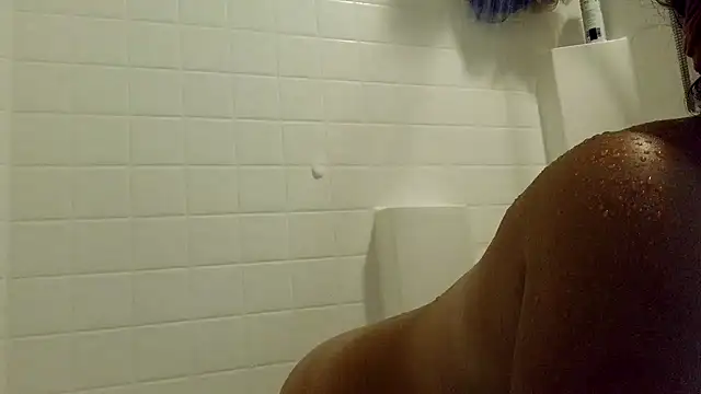 Snapshot of Vanessa_Valentine chatting on 05.28.26 Vanessa Valentine online show from 05.28.26