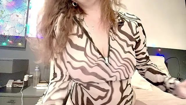 Snapshot of Peachy_ chatting on 04.27.26 Peachy online show from 04.27.26