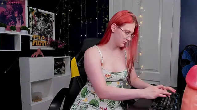 Snapshot of Queen_Milena chatting on 07.13.26 Queen Milena online show from 07.13.26