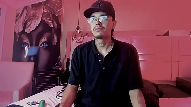 Snapshot of TysonRiggs chatting on 06.16.26 TysonRiggs online show from 06.16.26