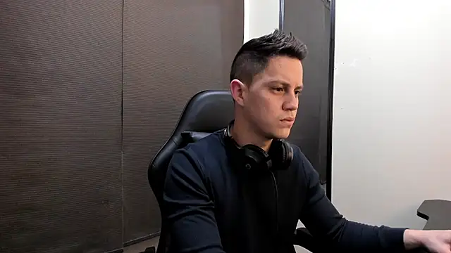 KendricTorres online show from 07.11.26