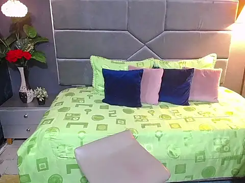 Snapshot of noah_oliver1 chatting on 05.13.26 noah oliver1 online show from 05.13.26
