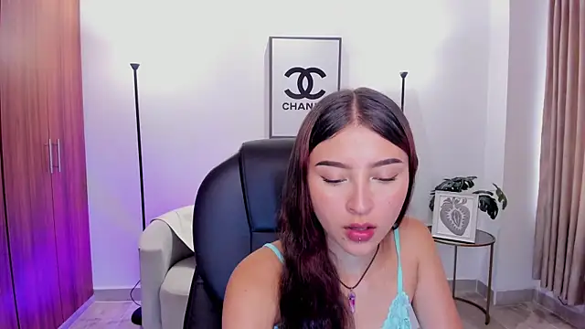 Nikky sweett  online show from 05.10.26