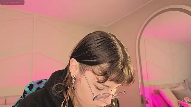Rossiee huntt online show from 07.03.26